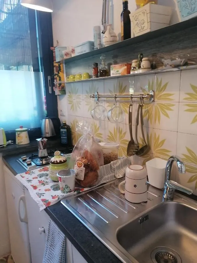 Dimora Via Col Vento Apartment Naples