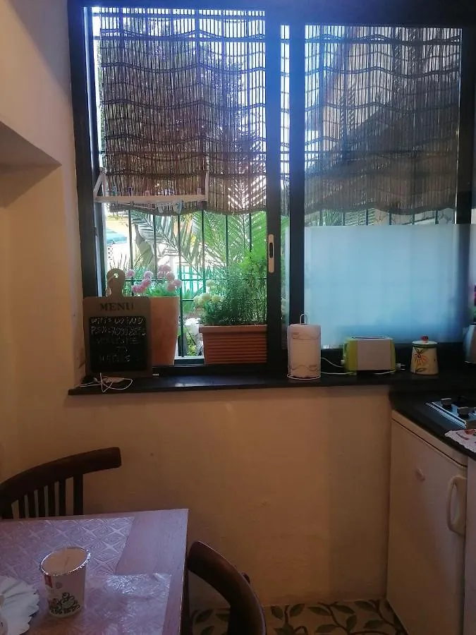 Dimora Via Col Vento Apartment Naples