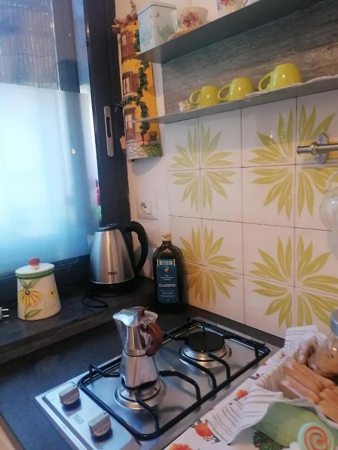 Dimora Via Col Vento Apartment Naples Italy