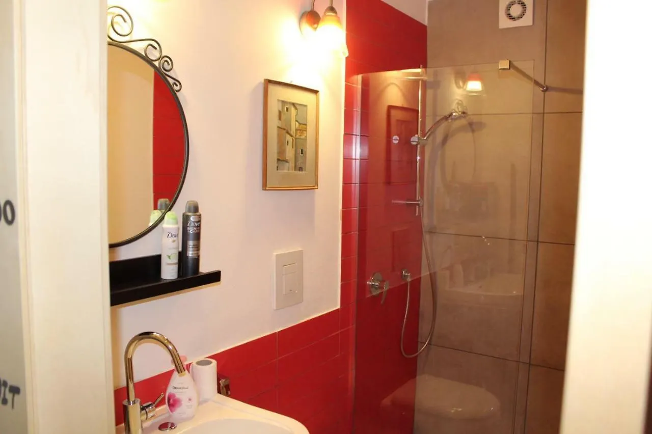 Dimora Via Col Vento Apartment Naples