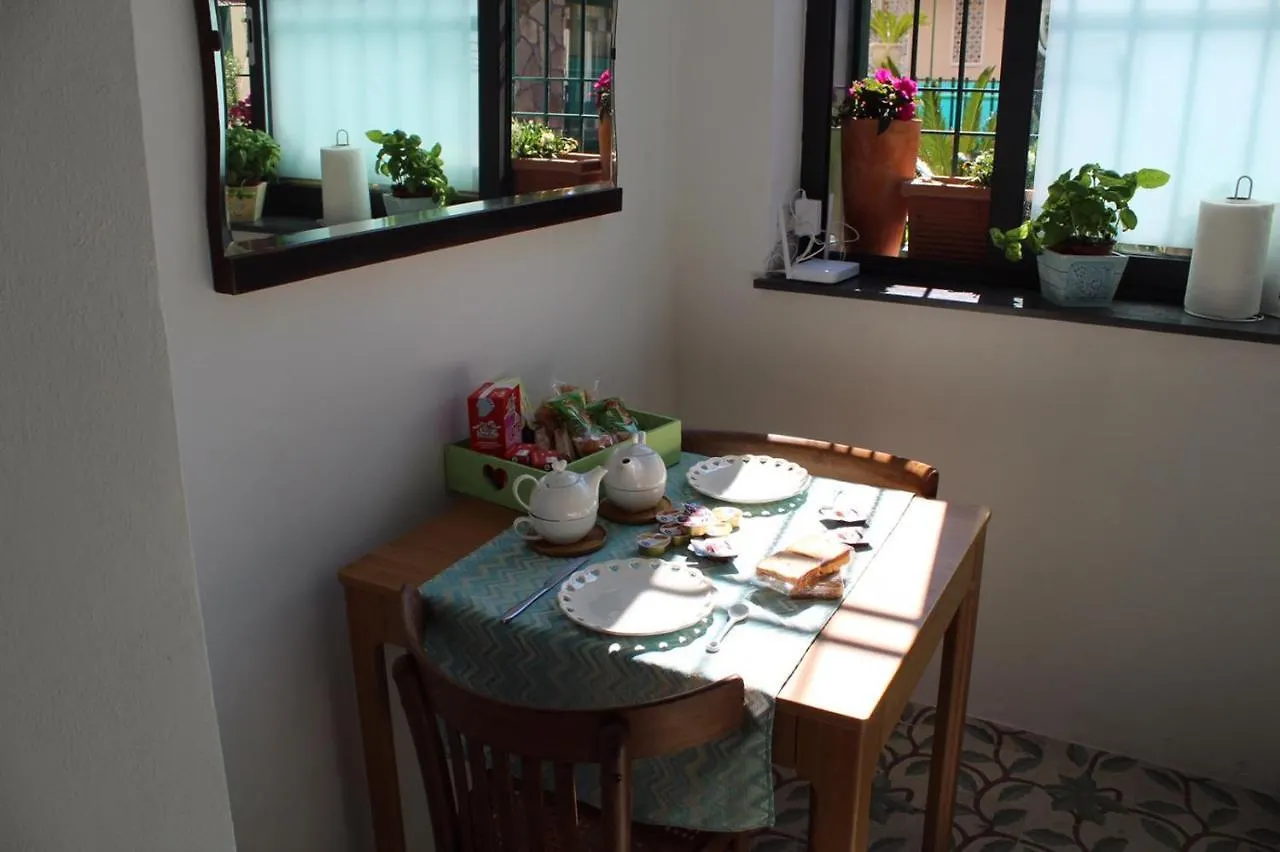 Dimora Via Col Vento Apartment Naples Italy